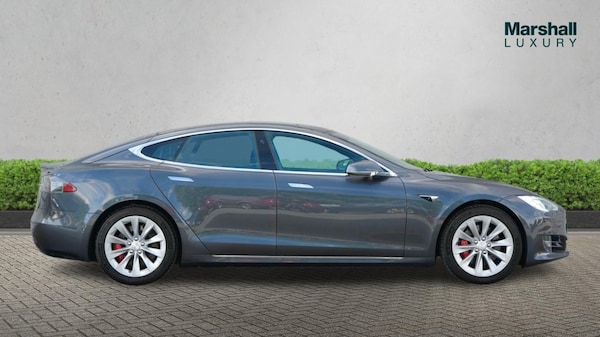 Used Tesla Model S 2019 for sale - 75394444: Photo 2