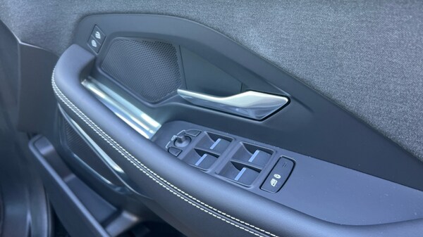 Used Jaguar E-Pace 2023 for sale - 75394414: Photo 31