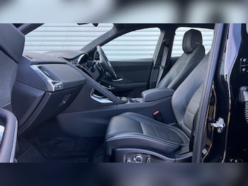 Used Jaguar E-Pace 2023 for sale - 75394414: Photo