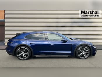 Used Porsche Taycan 2021 for sale - 75486601: Photo