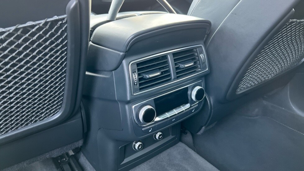 Used Audi Q7 2019 for sale - 76302244: Photo 30