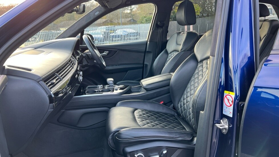Used Audi Q7 2019 for sale - 76302244: Photo 31