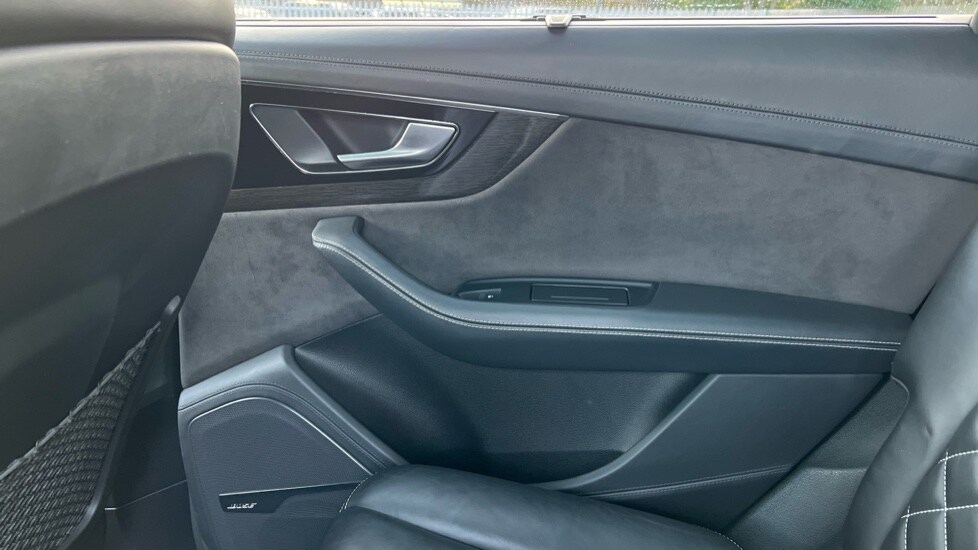 Used Audi Q7 2019 for sale - 76302244: Photo 34