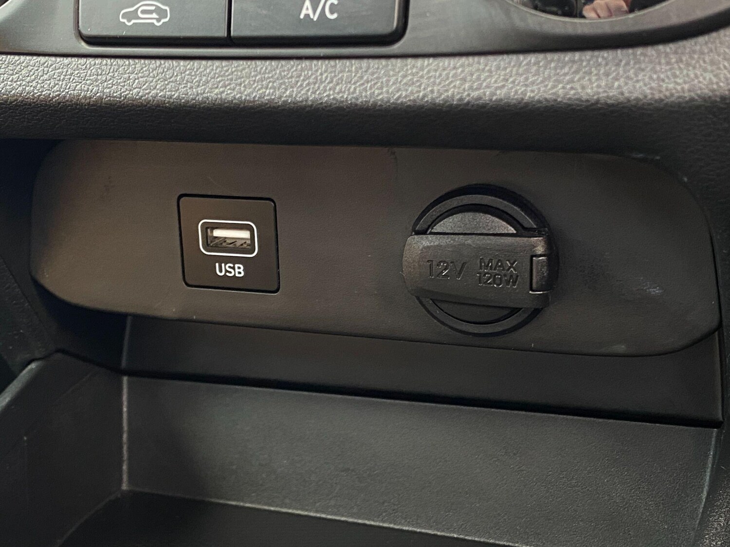 Used Hyundai i10 2022 for sale - 76260002: Photo 23