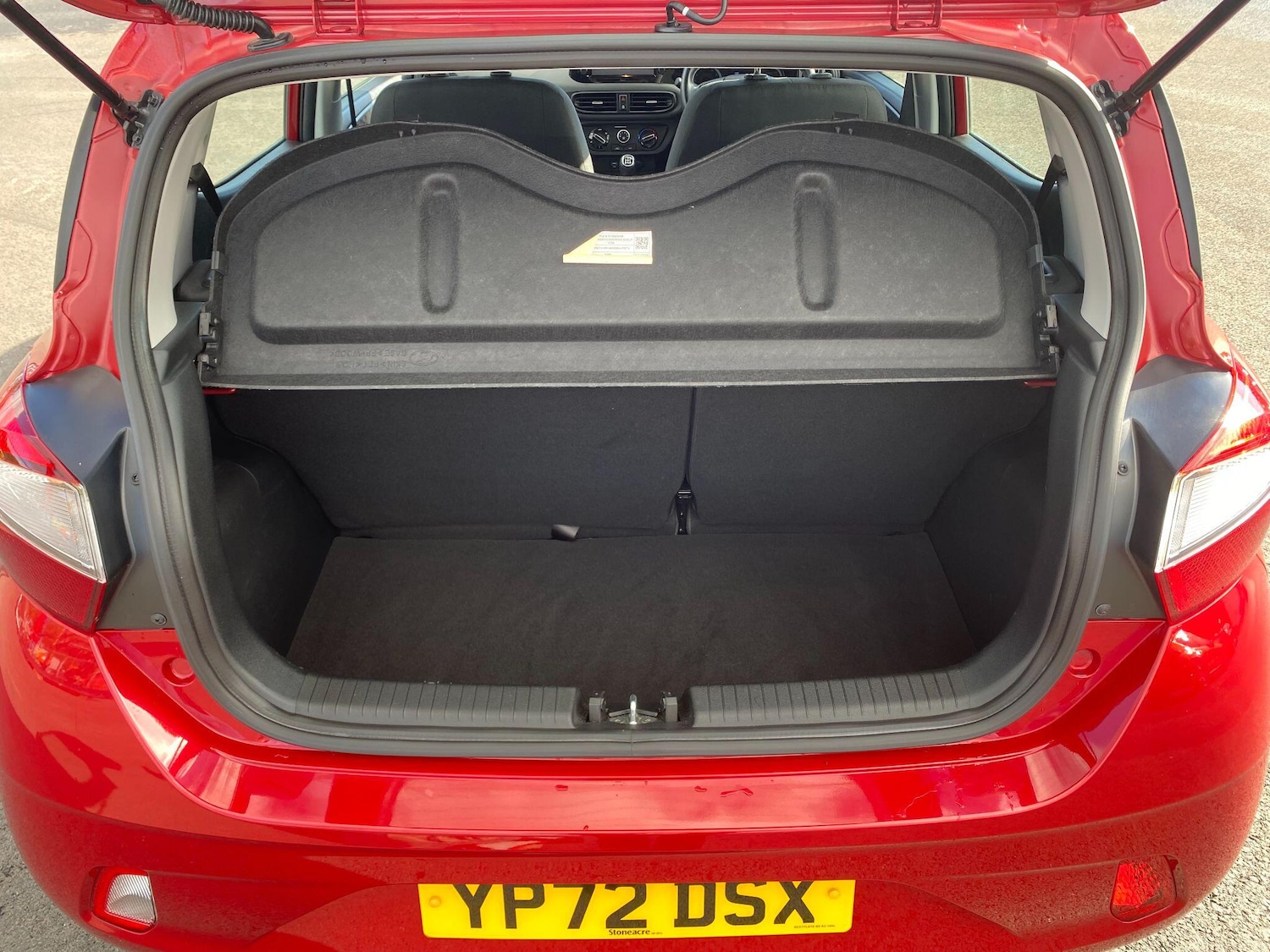 Used Hyundai i10 2022 for sale - 76260002: Photo 35