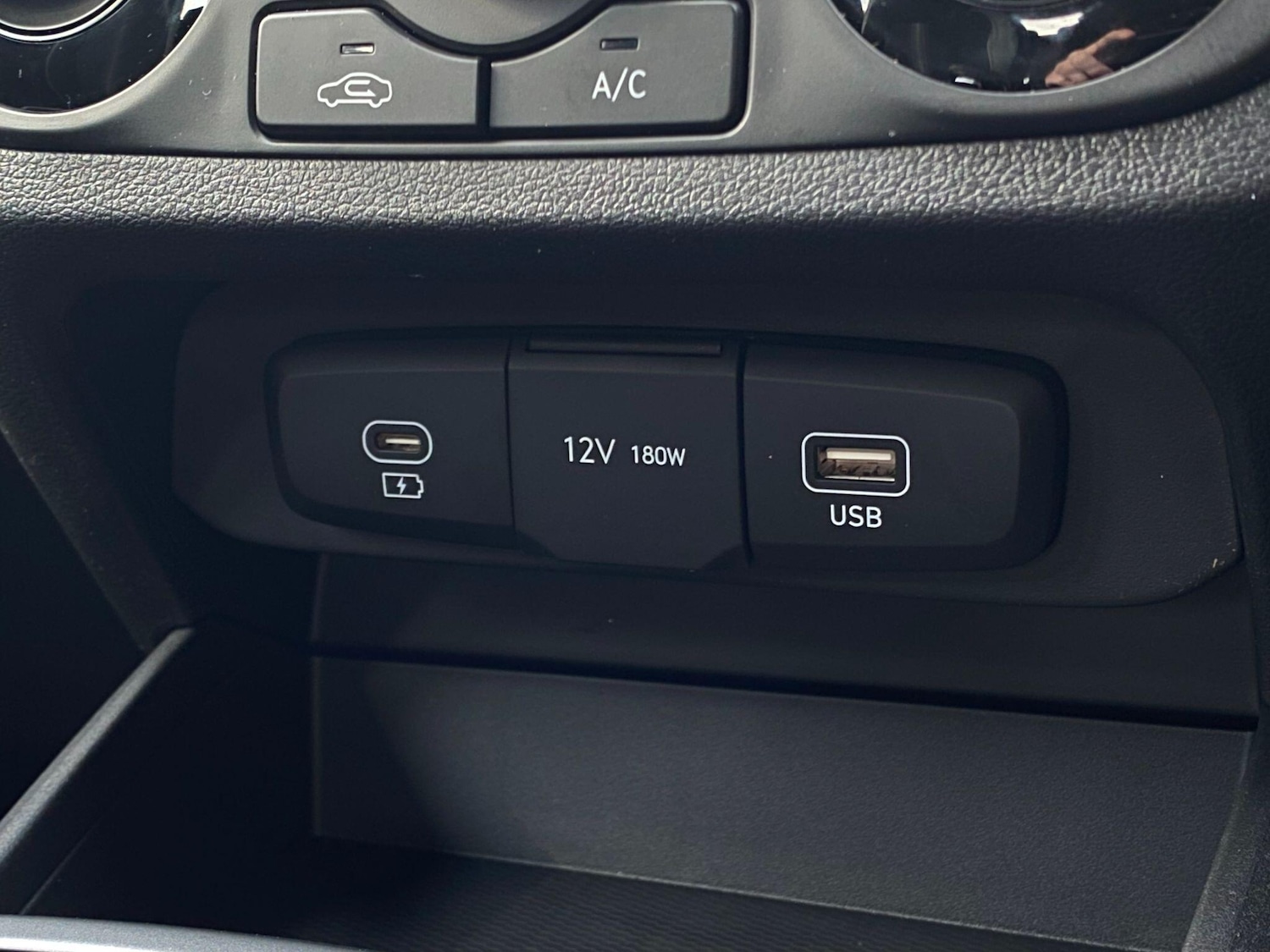 Used Hyundai i10 for sale - 77852729: Photo 19