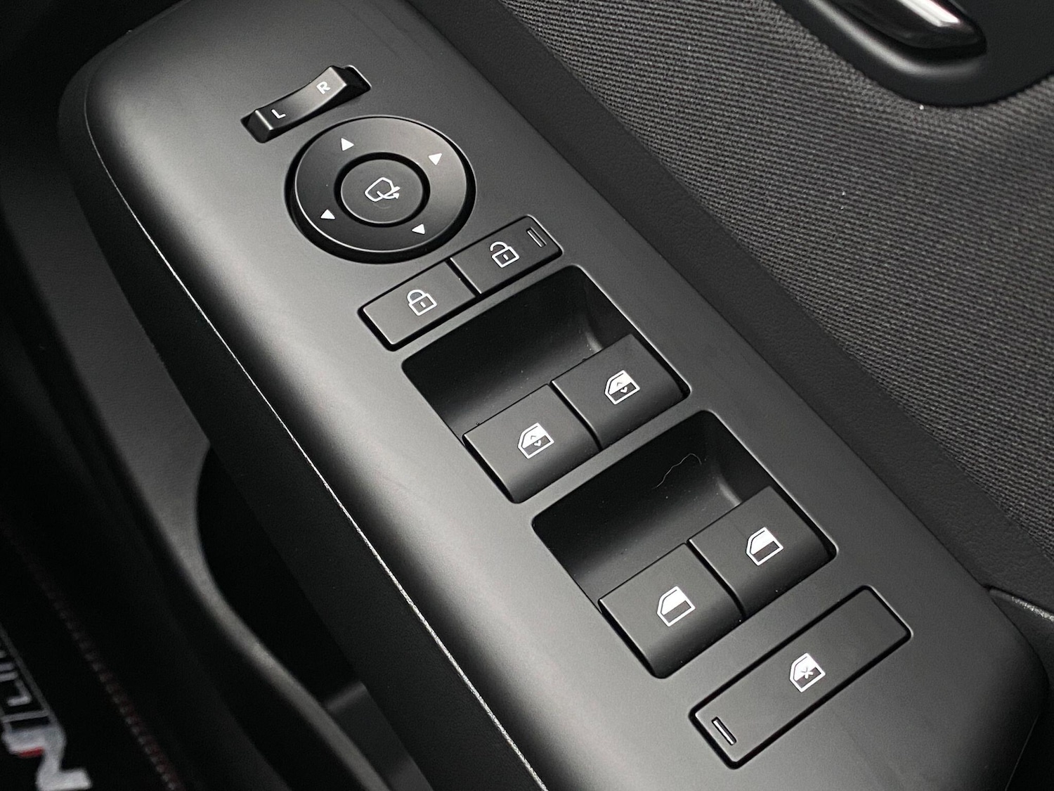 Used Hyundai KONA 2025 for sale - 77203821: Photo 19