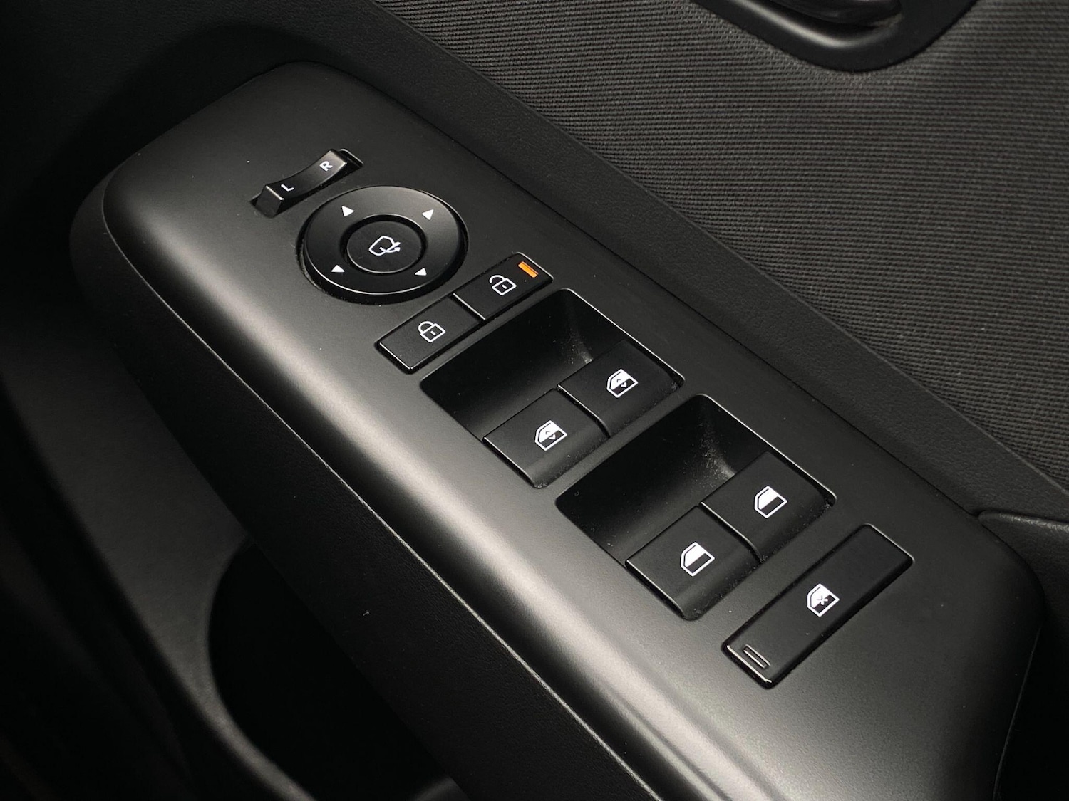 Used Hyundai KONA 2025 for sale - 78204774: Photo 18