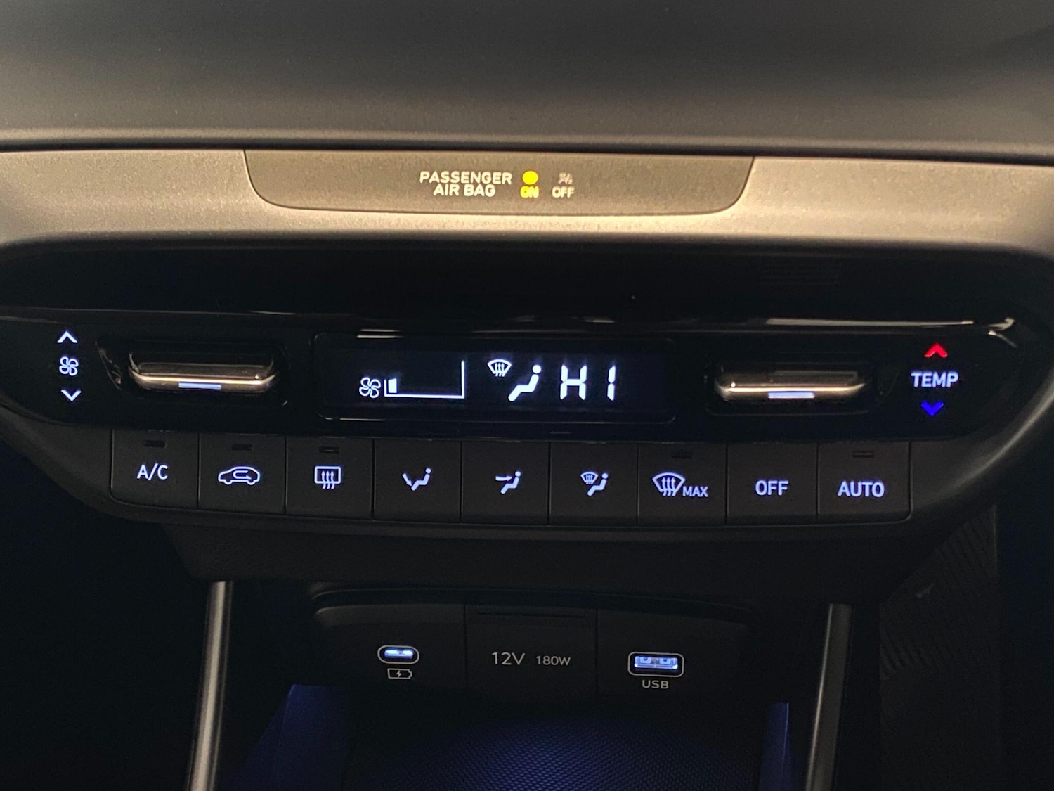 Used Hyundai i20 2025 for sale - 77155292: Photo 39