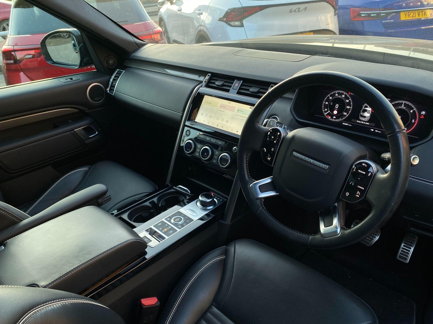 Used Land Rover Discovery 2019 for sale - 77824175: Photo 11