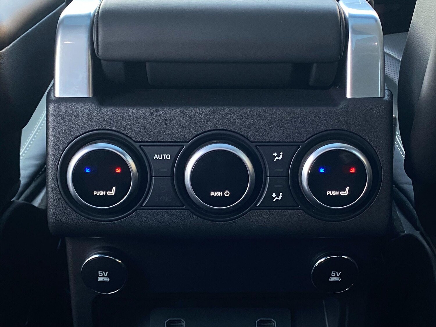 Used Land Rover Discovery 2019 for sale - 77824175: Photo 20