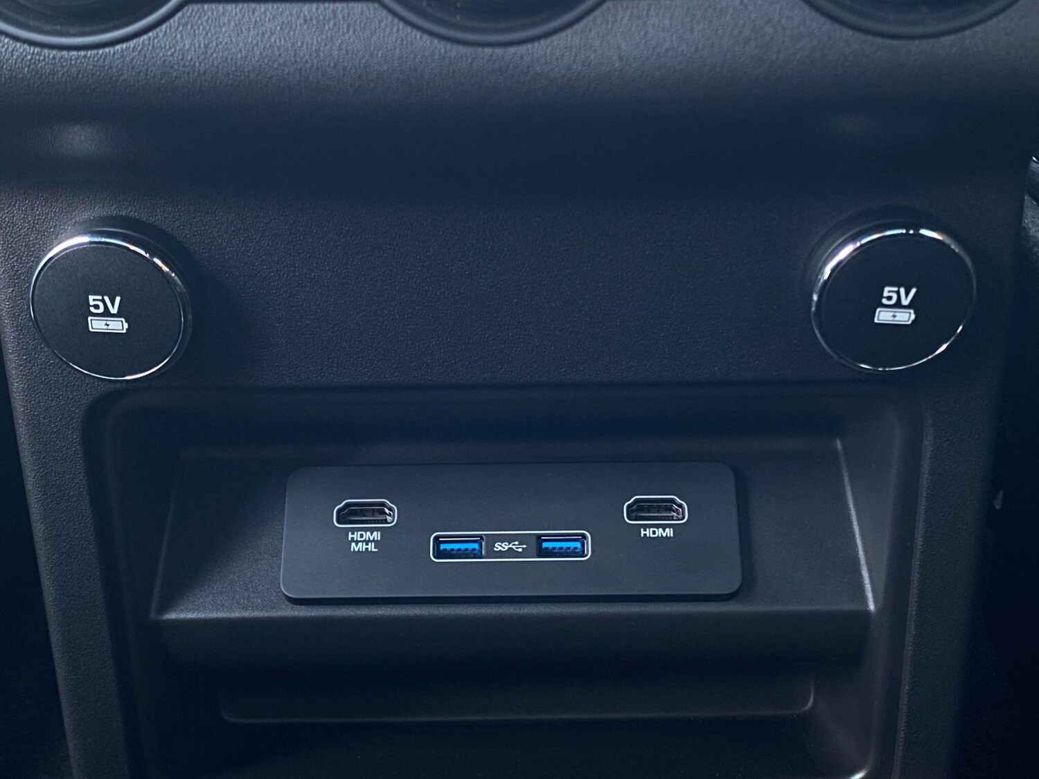 Used Land Rover Discovery 2019 for sale - 77824175: Photo 21