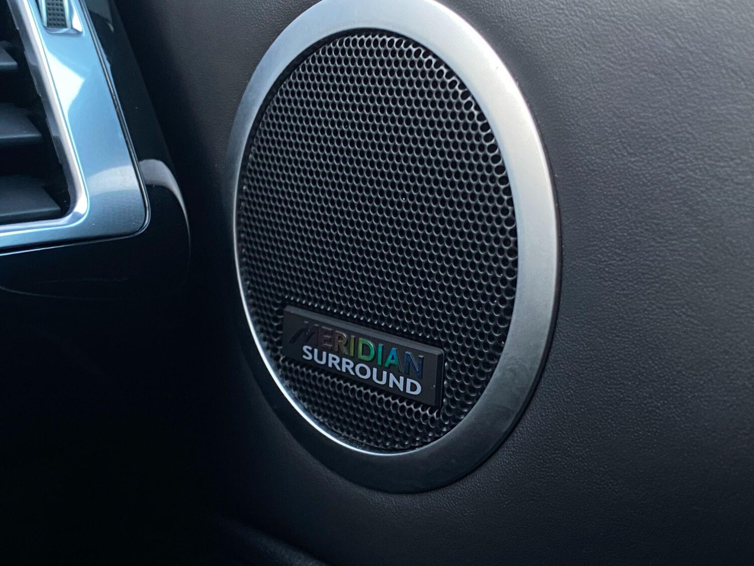 Used Land Rover Discovery 2019 for sale - 77824175: Photo 53