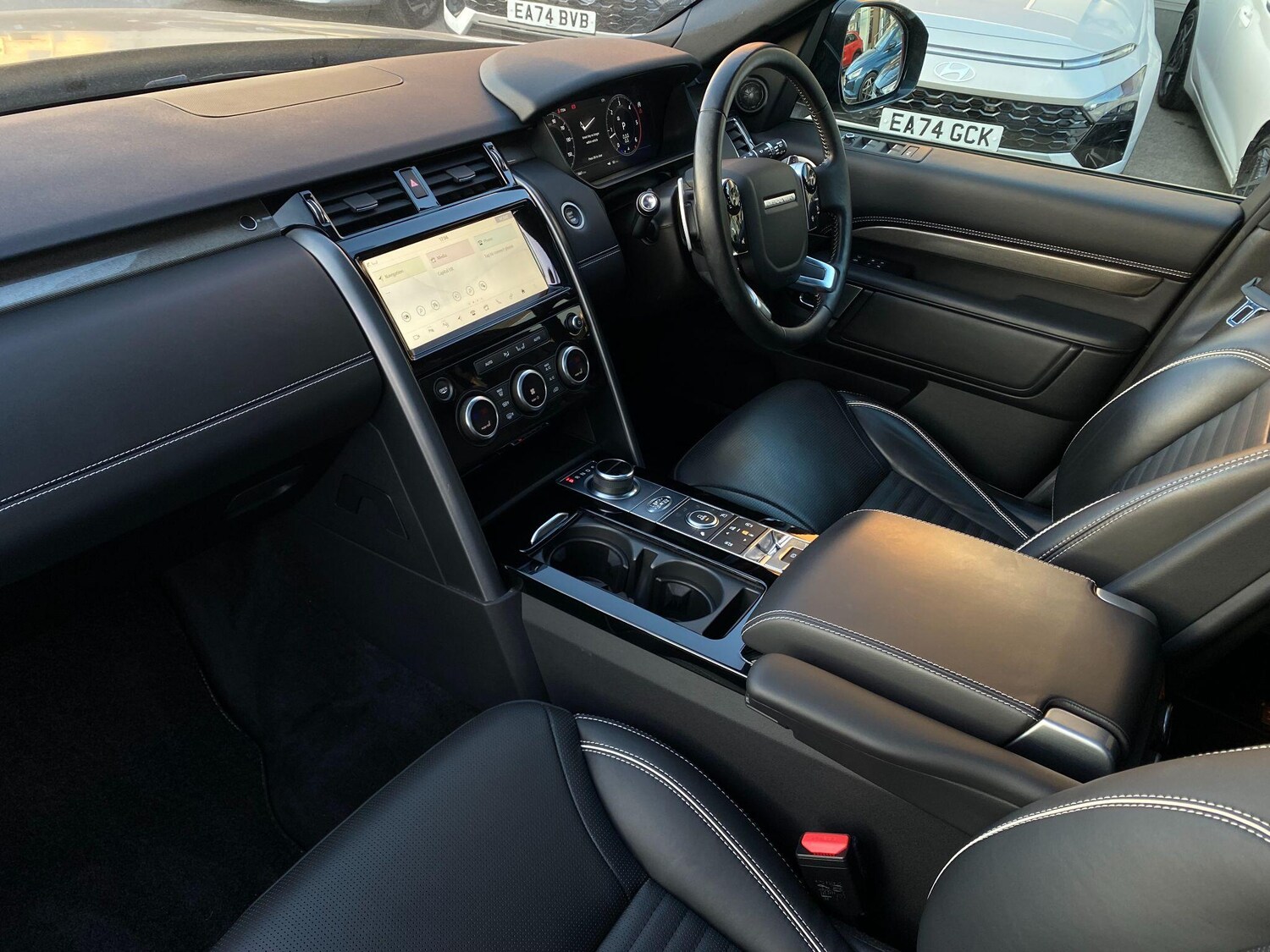 Used Land Rover Discovery 2019 for sale - 77824175: Photo 9