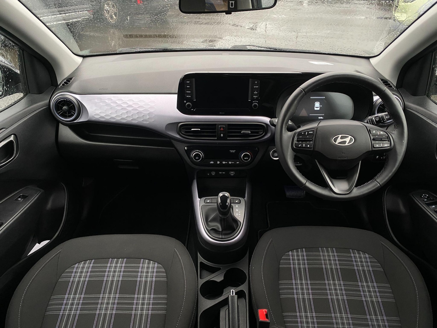 Used Hyundai i10 2024 for sale - 77090935: Photo 10