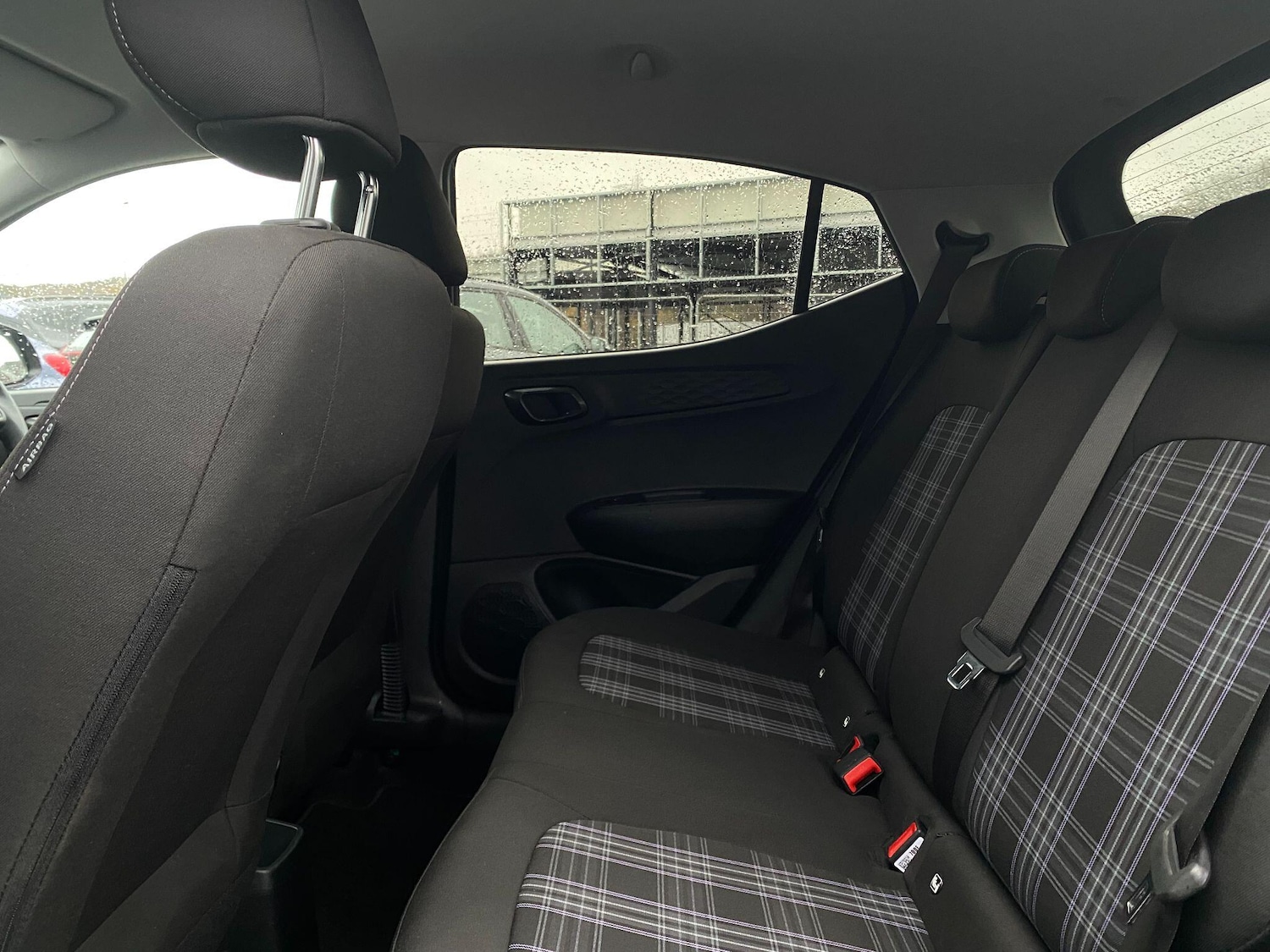 Used Hyundai i10 2024 for sale - 77090935: Photo 15