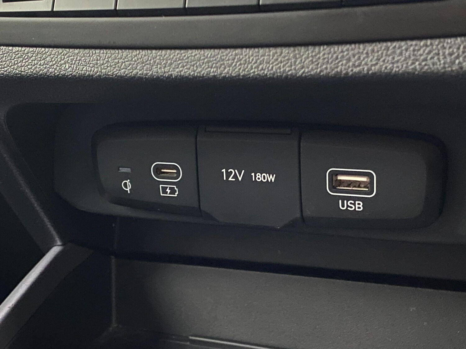 Used Hyundai i10 2024 for sale - 77090935: Photo 21