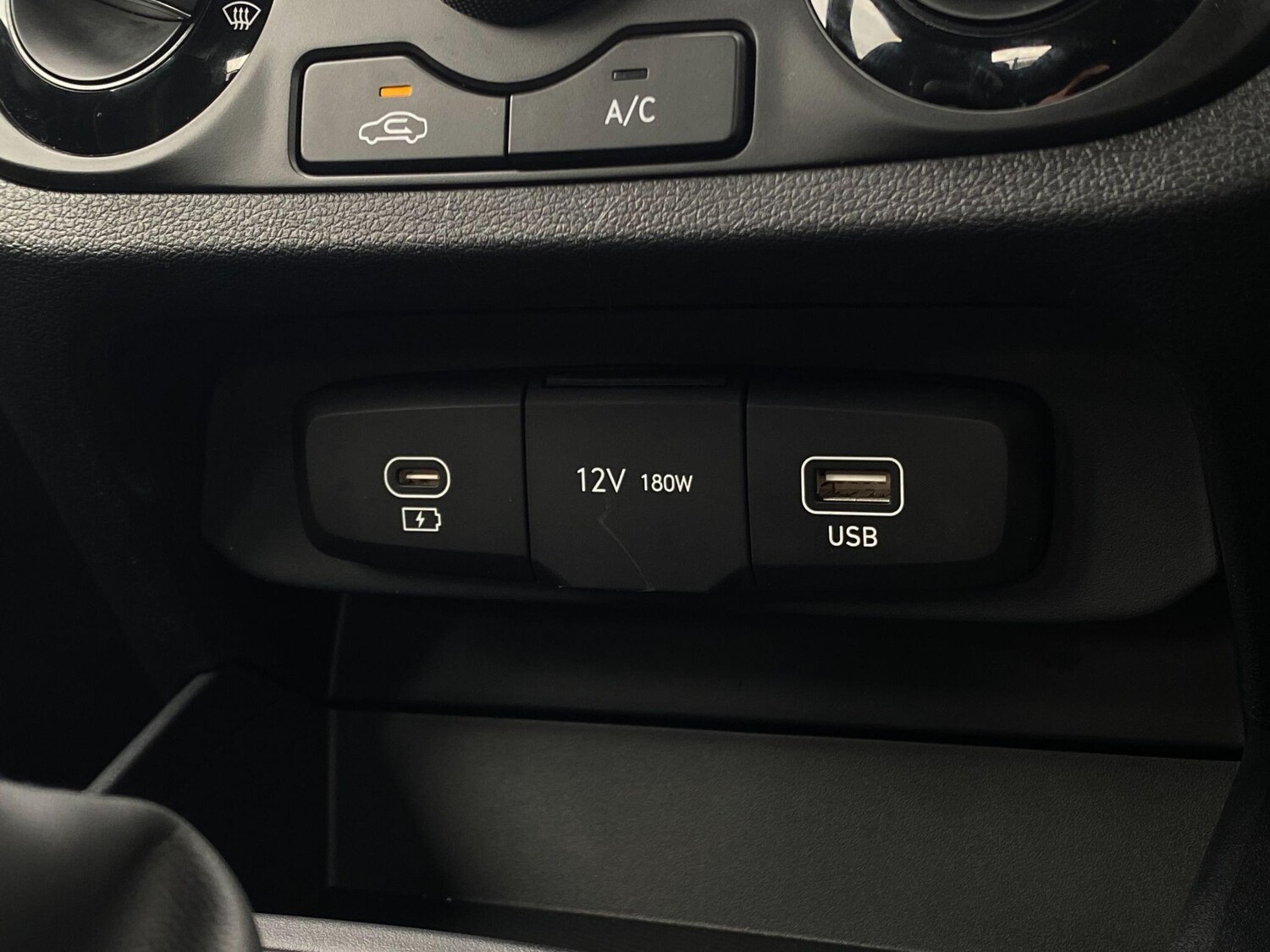 Used Hyundai i10 for sale - 78019045: Photo 21