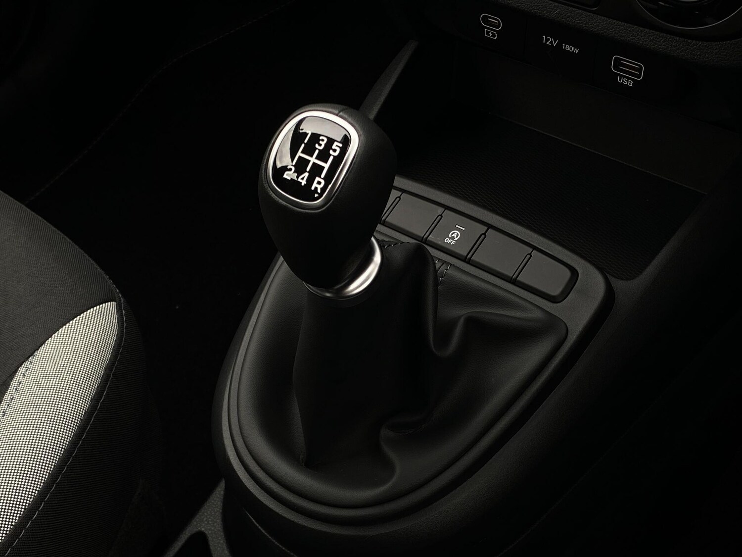 Used Hyundai i10 for sale - 78019045: Photo 40