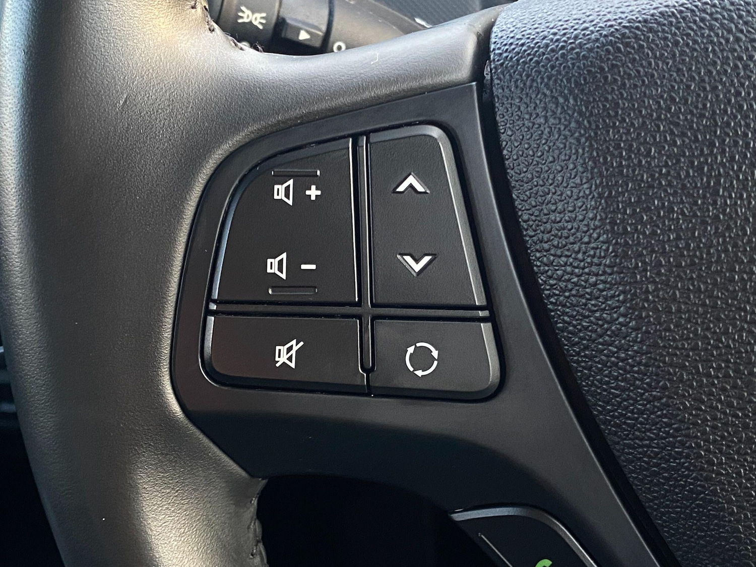 Used Hyundai i10 2019 for sale - 77279485: Photo 18