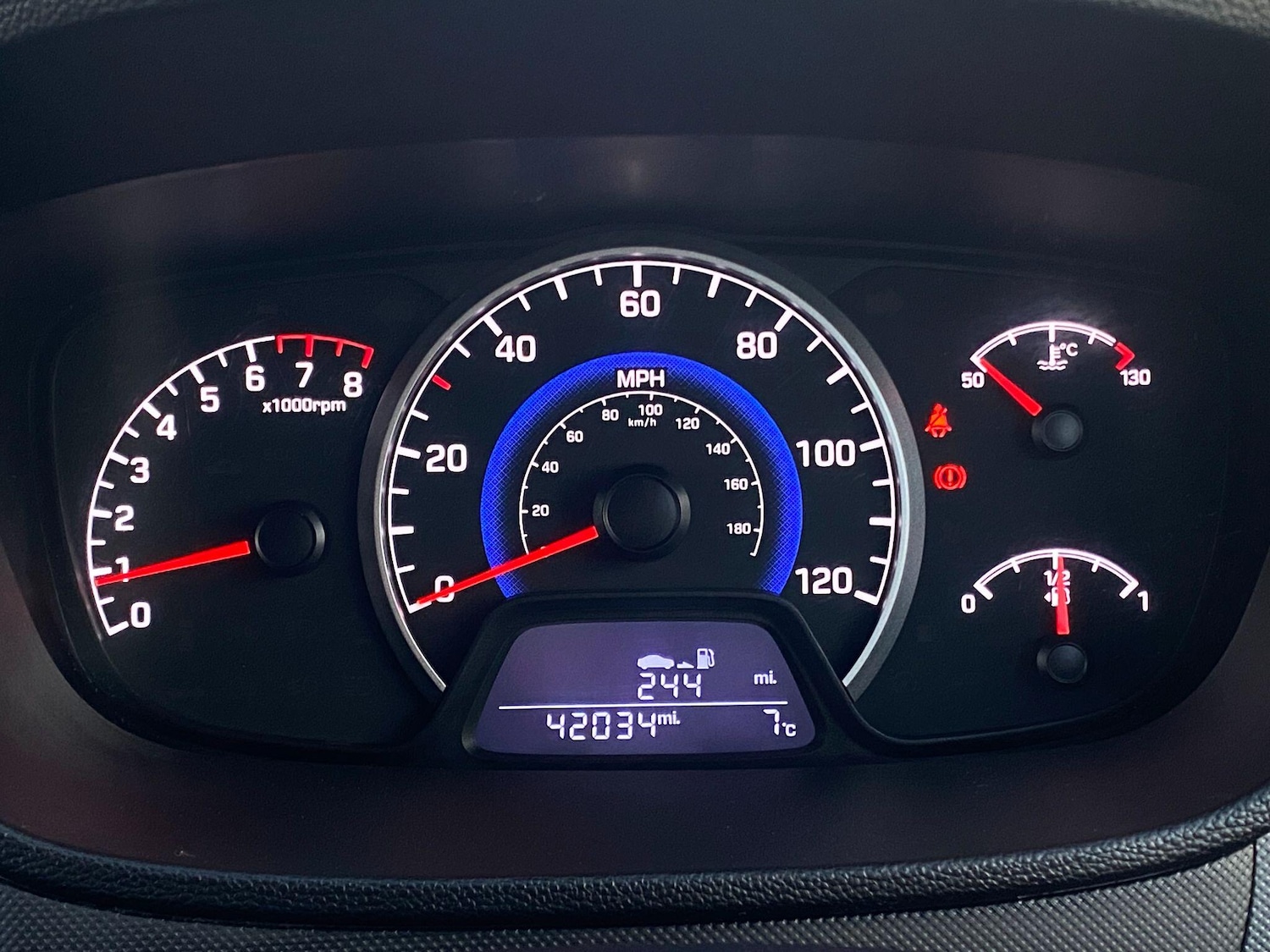 Used Hyundai i10 2019 for sale - 77279485: Photo 32