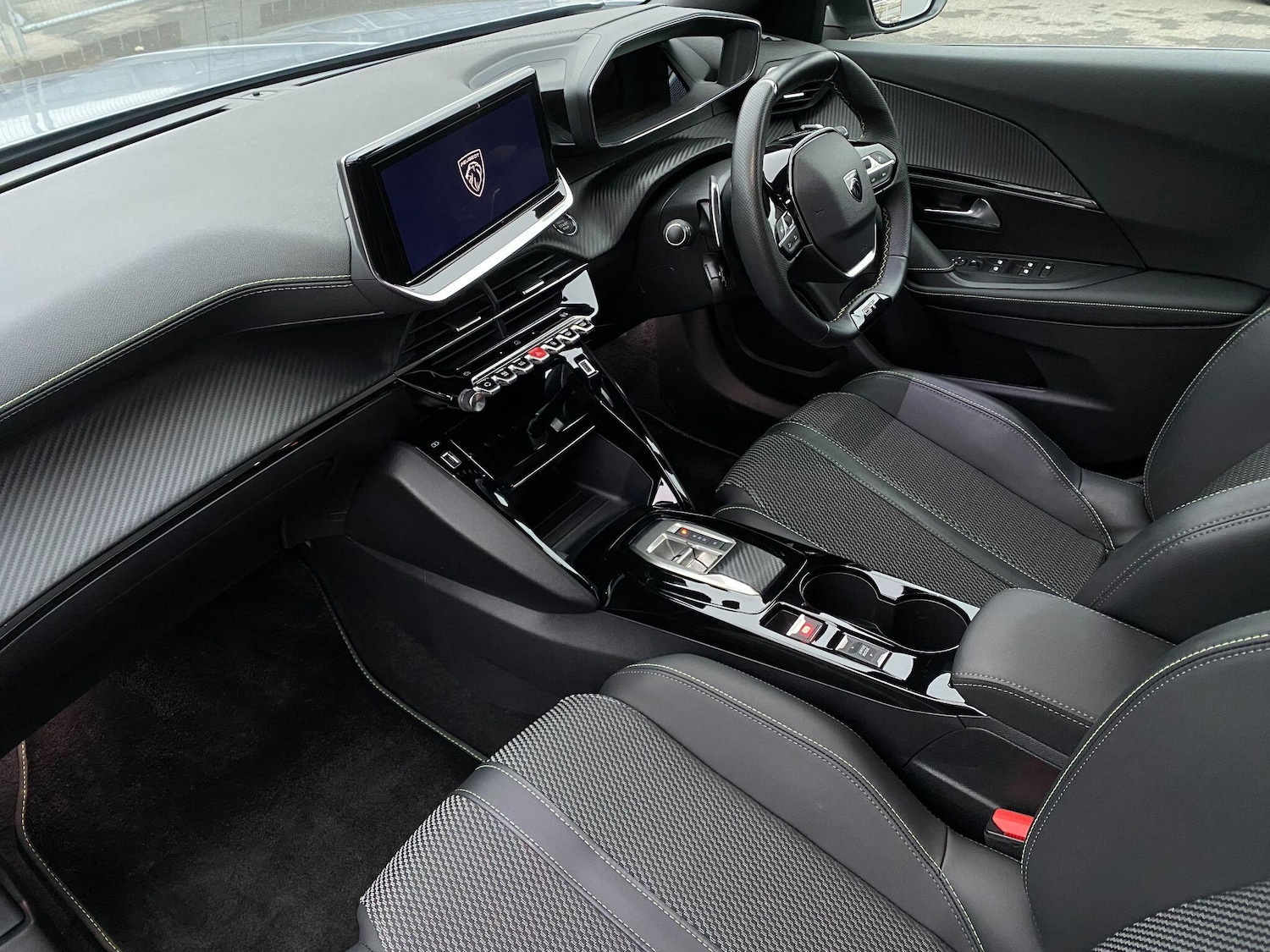 Used Peugeot 2008 2024 for sale - 77156586: Photo 10