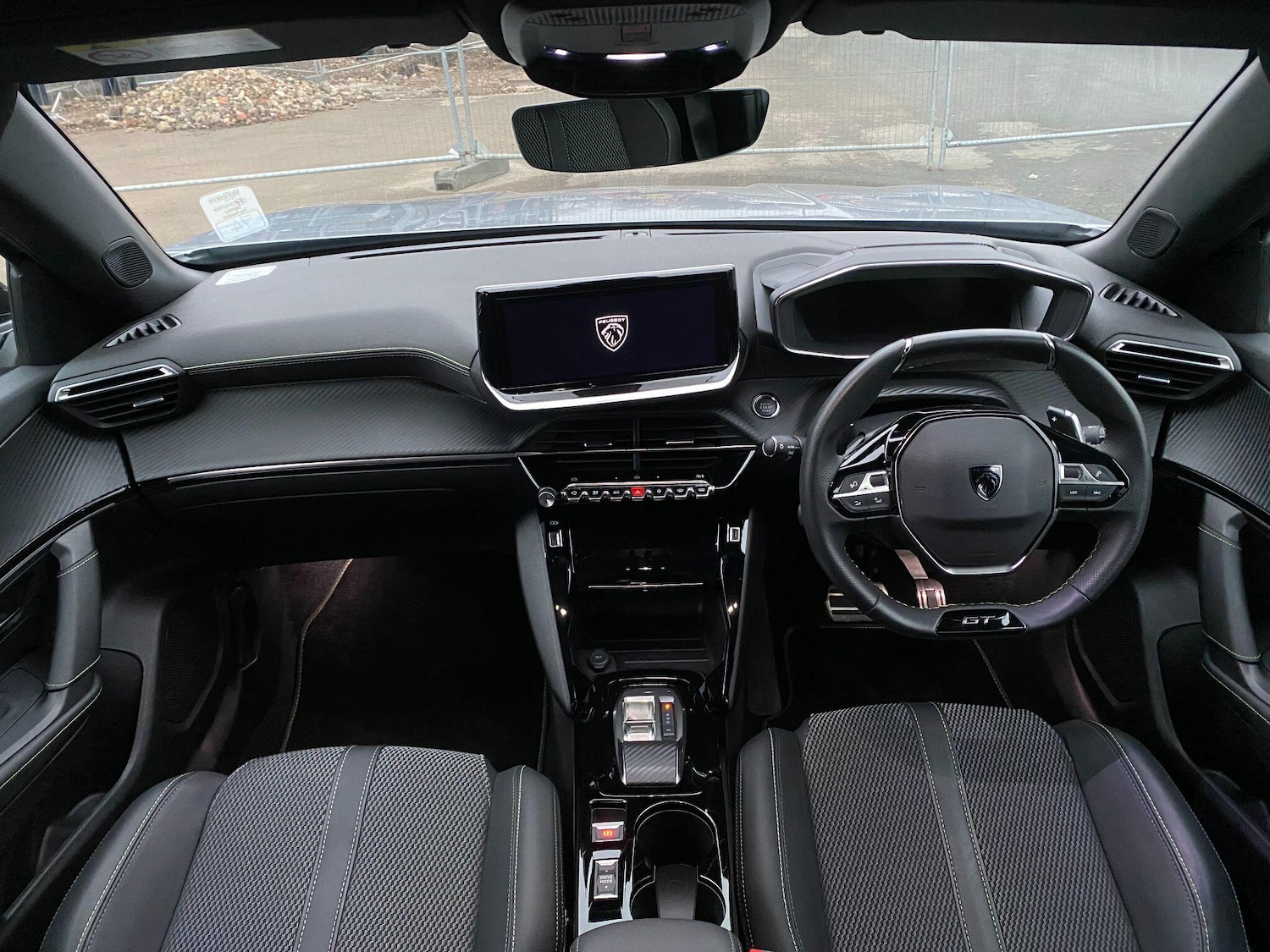 Used Peugeot 2008 2024 for sale - 77156586: Photo 9