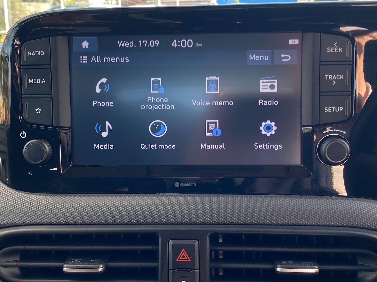 Used Hyundai i10 2022 for sale - 76472222: Photo 29