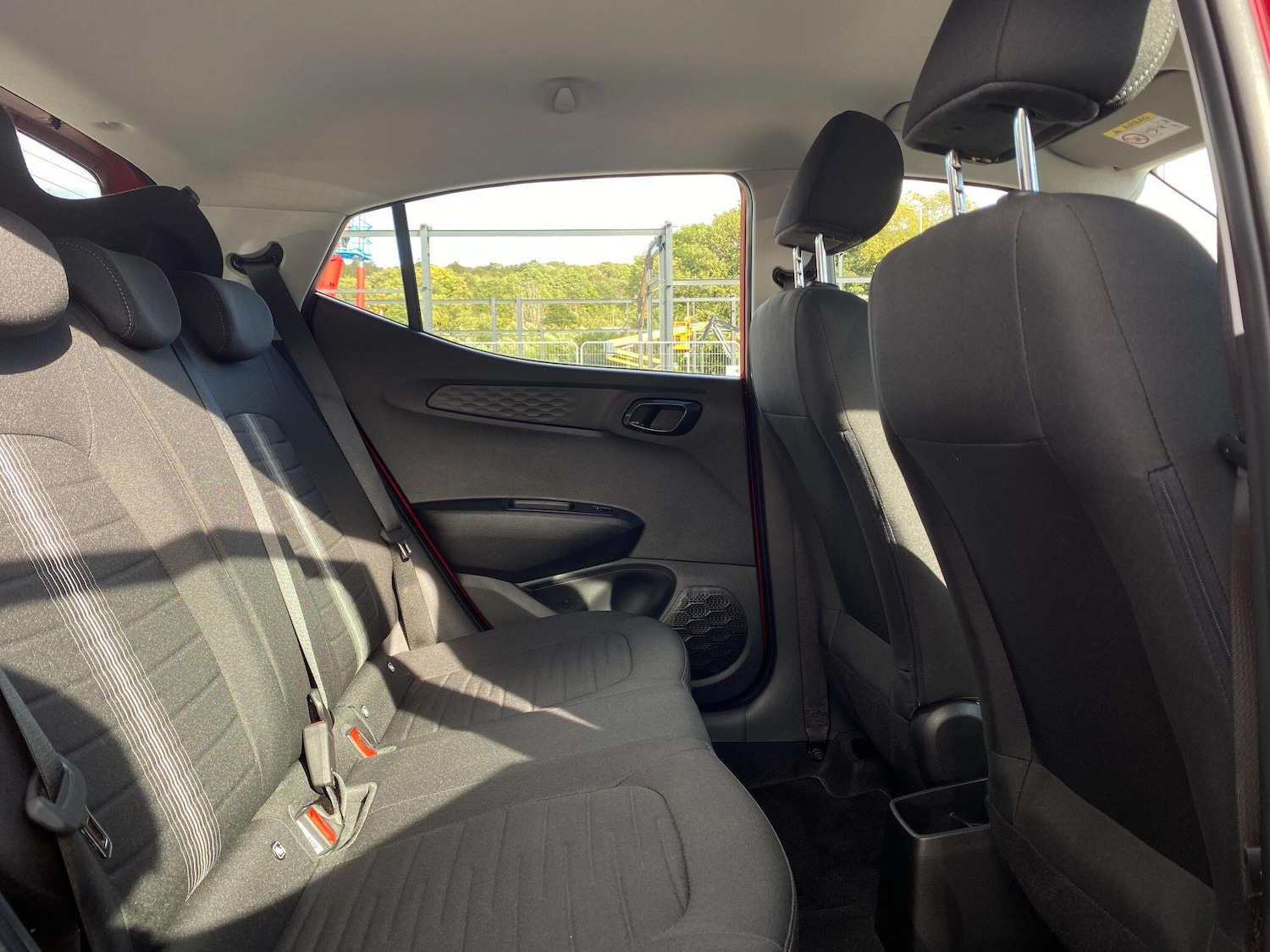 Used Hyundai i10 2022 for sale - 76472222: Photo 8