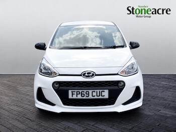 Used Hyundai i10 2019 for sale - 79565786: Photo