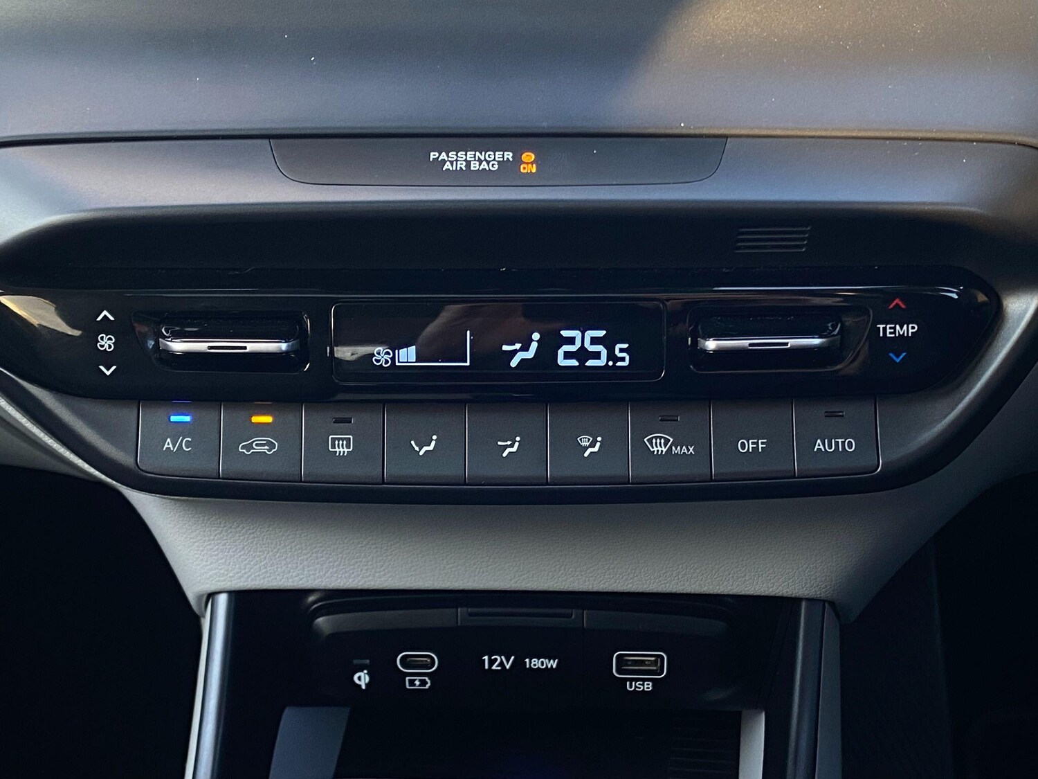 Used Hyundai BAYON 2024 for sale - 77091256: Photo 44