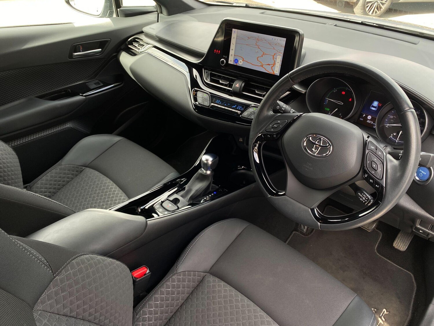 Used Toyota C-HR 2023 for sale - 77939432: Photo 10