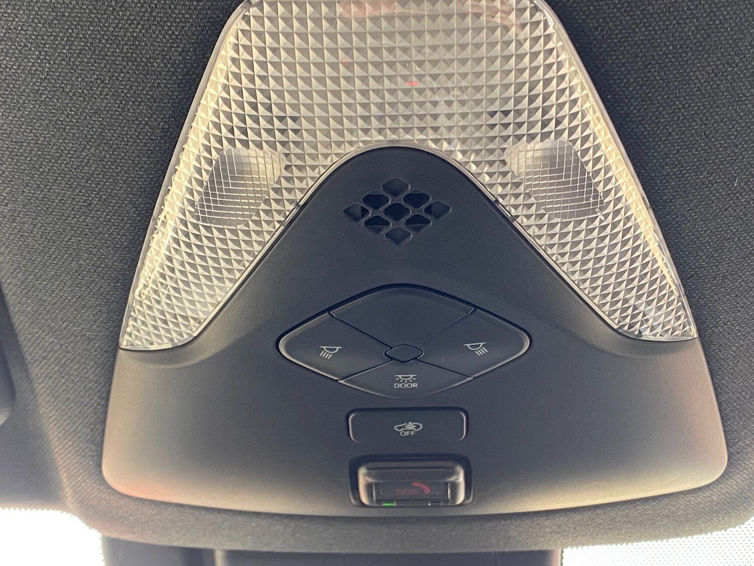 Used Toyota C-HR 2023 for sale - 77939432: Photo 27