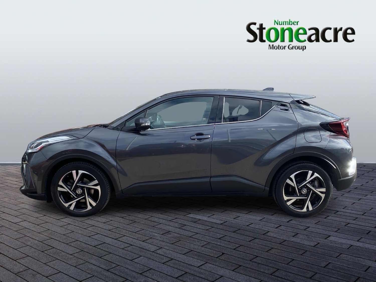 Used Toyota C-HR 2023 for sale - 77939432: Photo 5