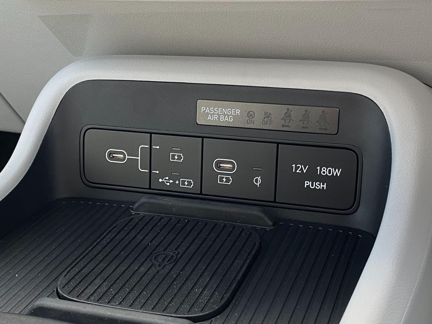Used Hyundai KONA 2025 for sale - 76200531: Photo 25