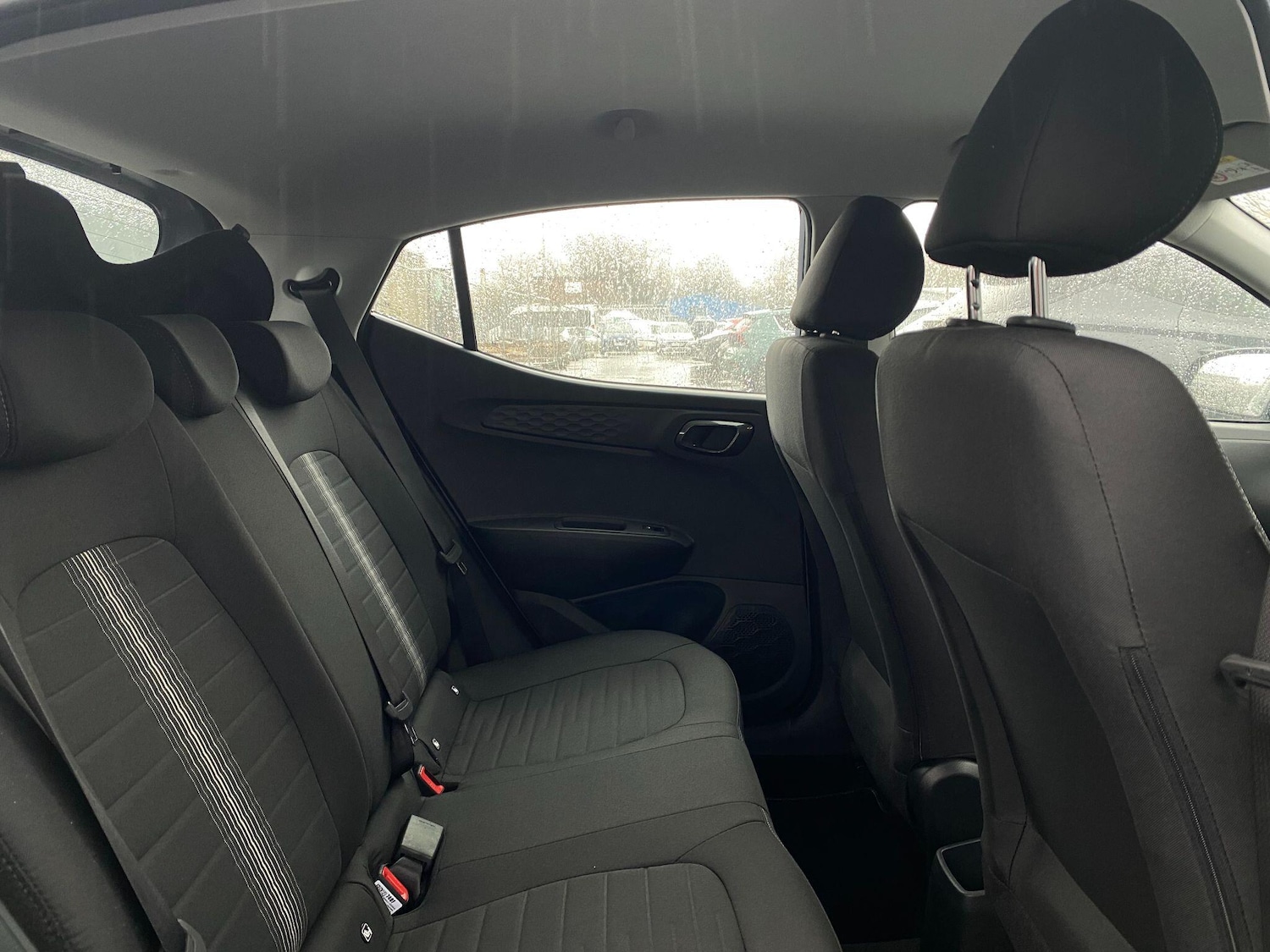 Used Hyundai i10 for sale - 77278598: Photo 11