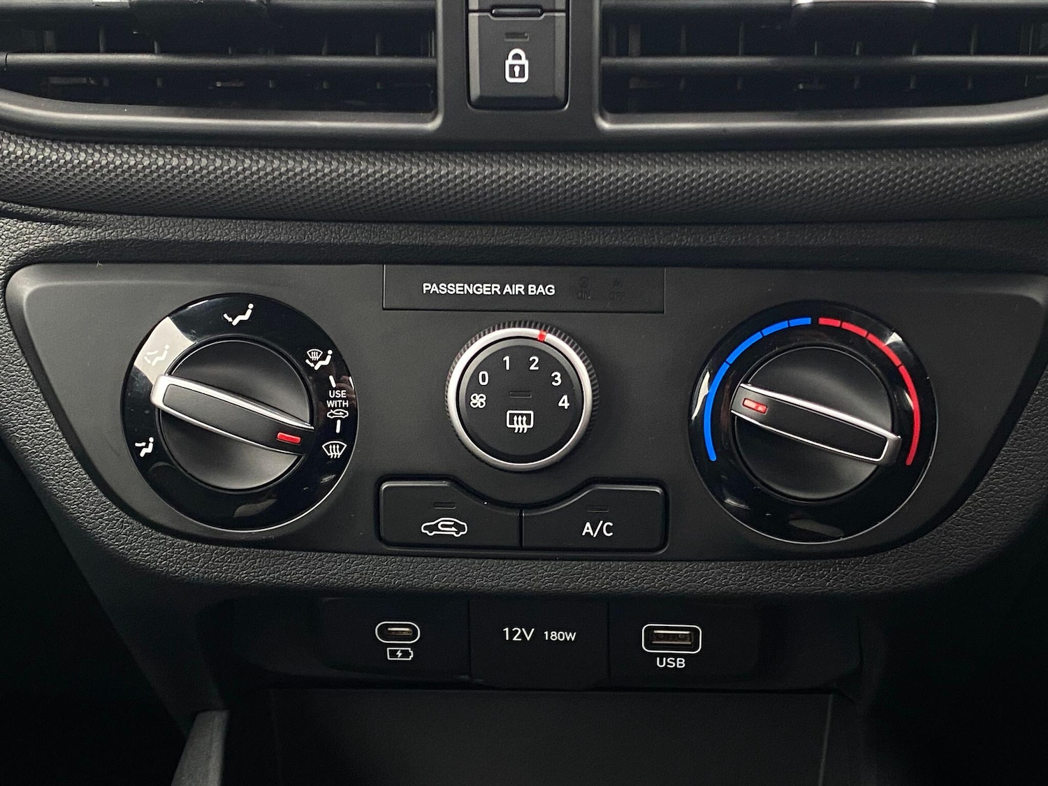 Used Hyundai i10 for sale - 77278598: Photo 18