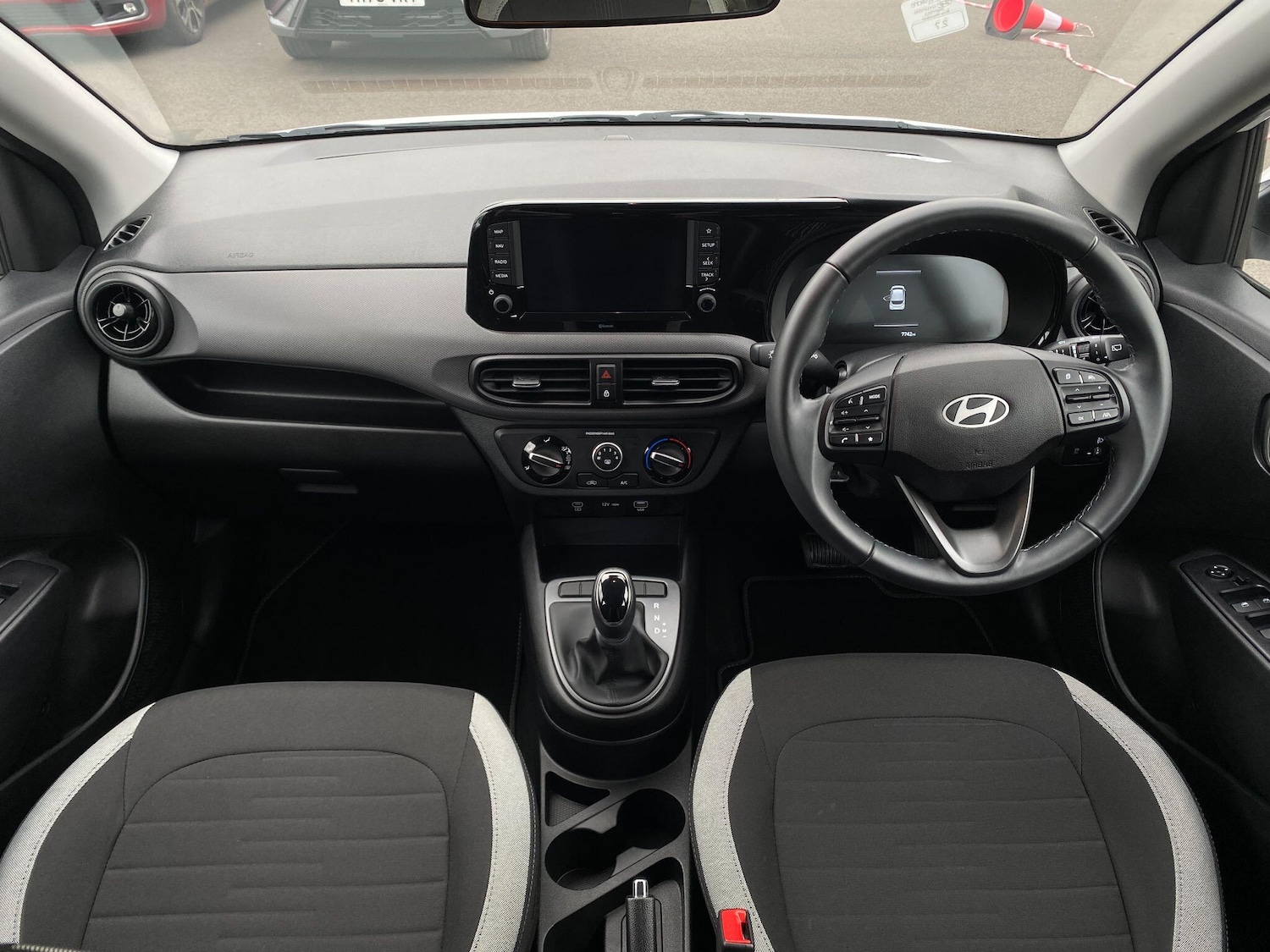 Used Hyundai i10 2025 for sale - 77612570: Photo 9