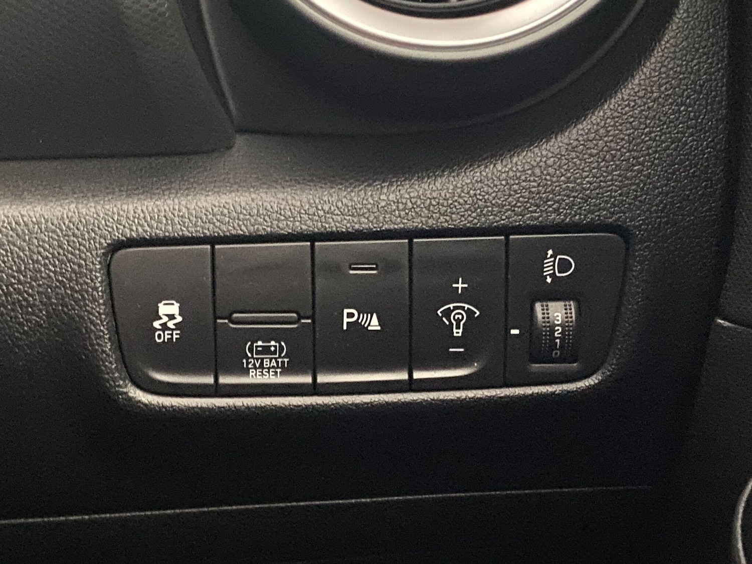 Used Hyundai KONA 2023 for sale - 76473522: Photo 24