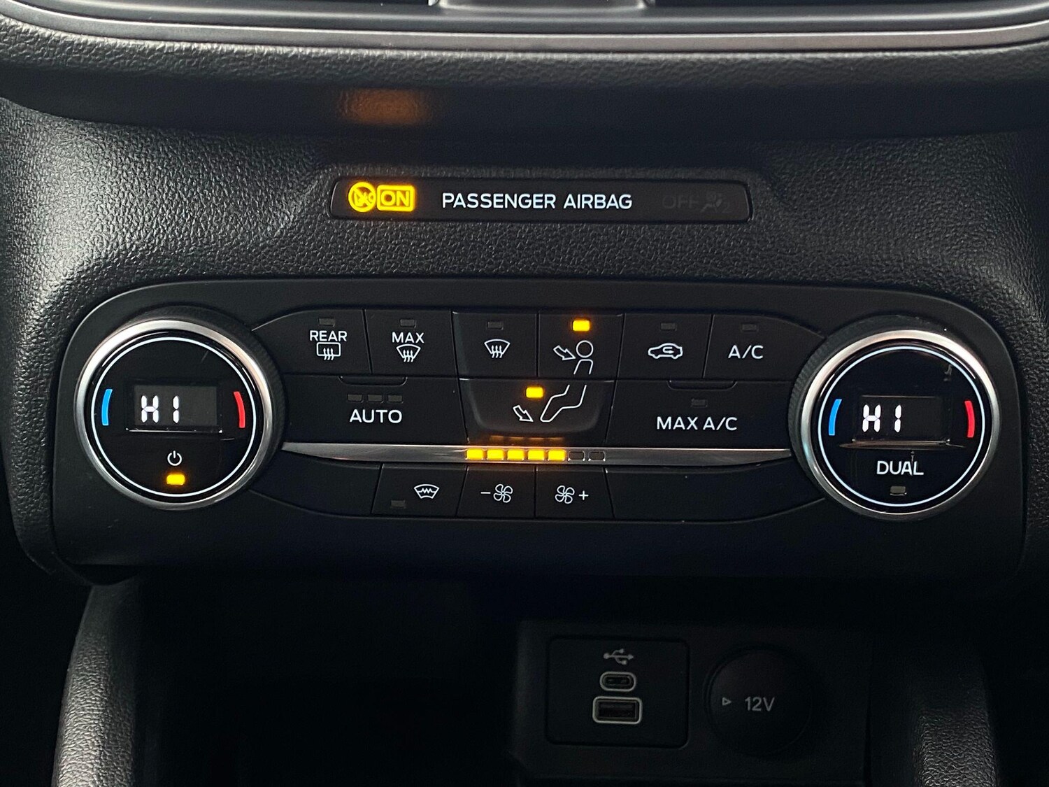 Used Ford Focus for sale - 77537693: Photo 27