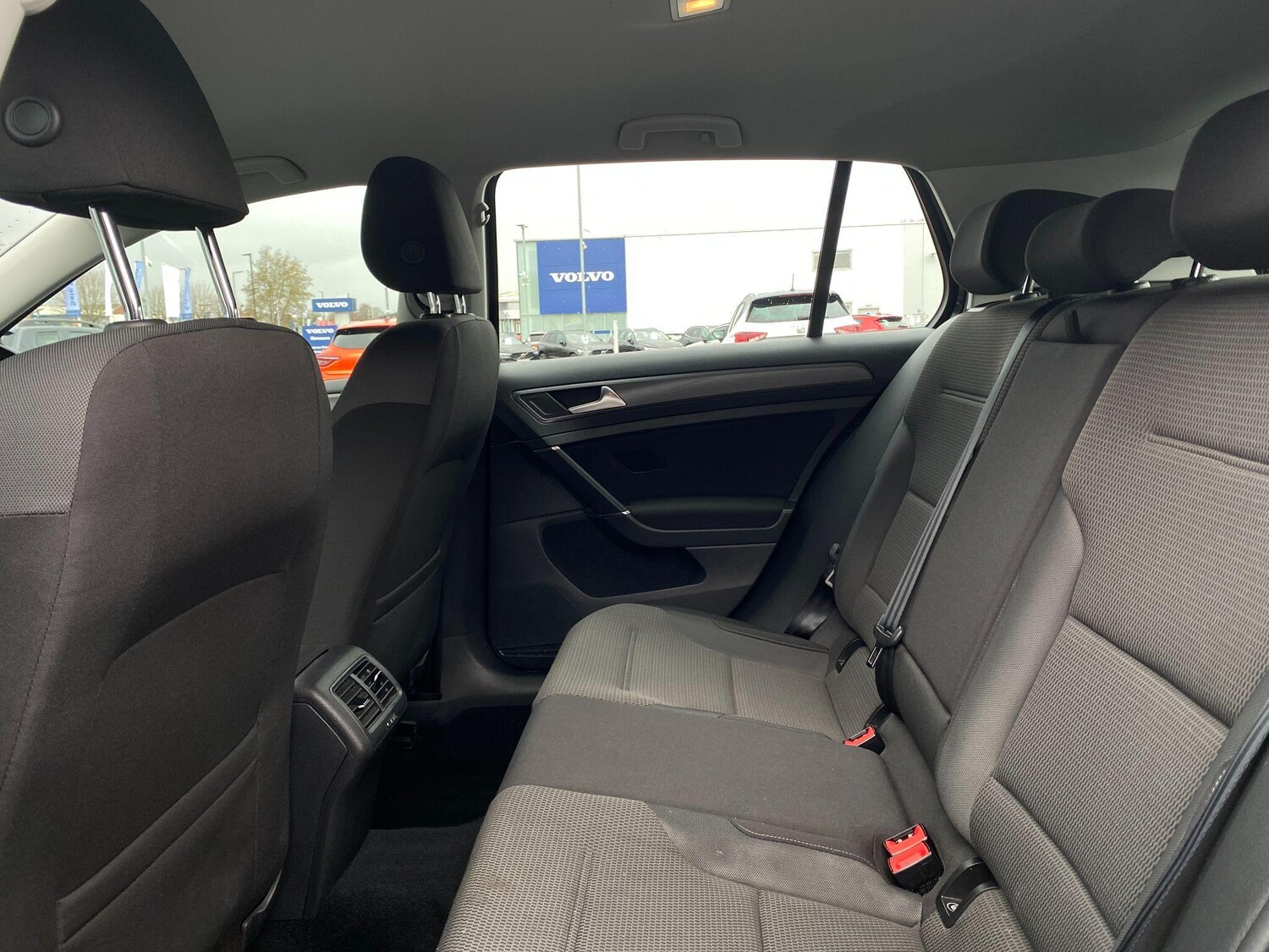 Used Volkswagen Golf 2017 for sale - 77722788: Photo 14