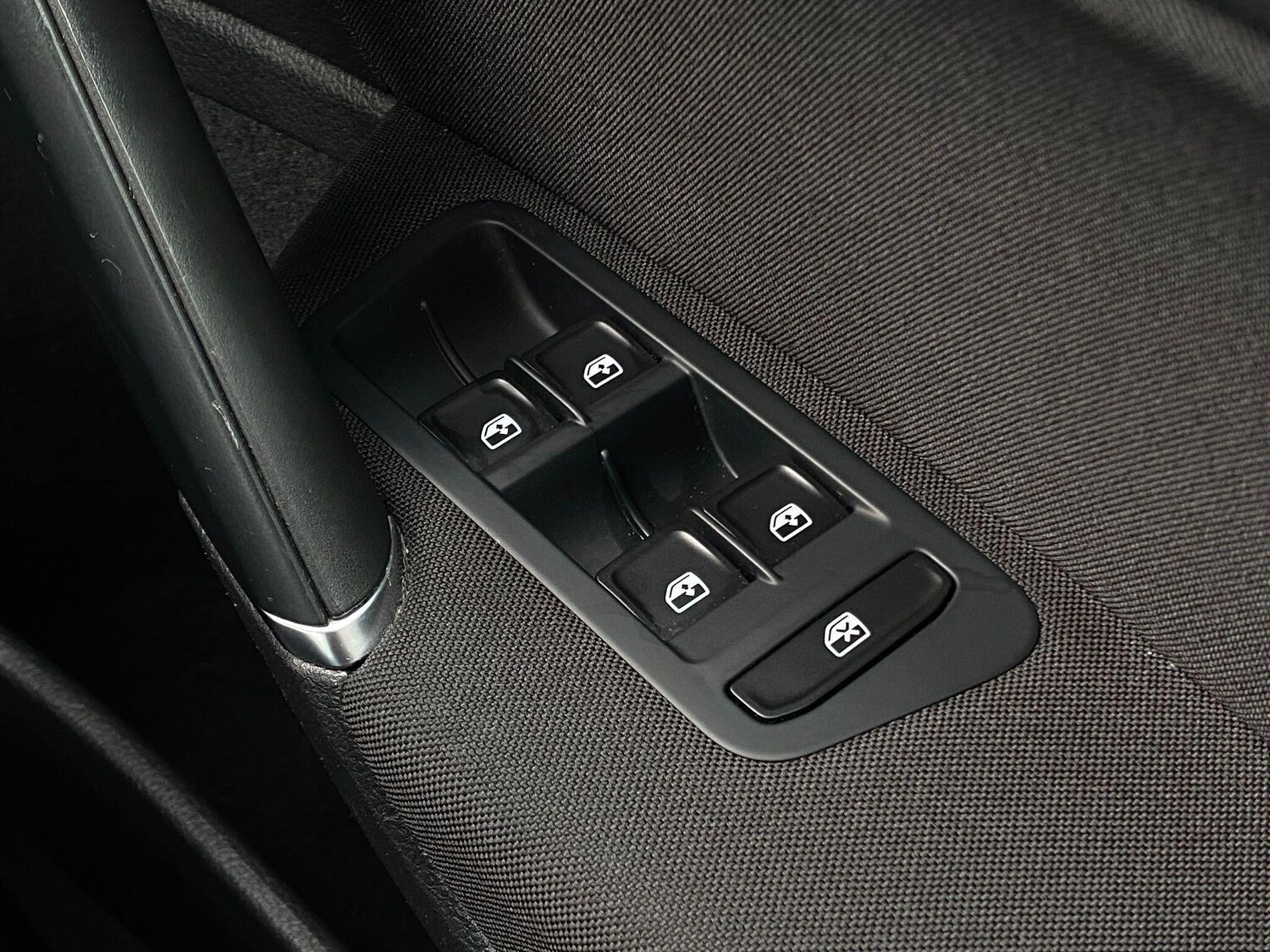 Used Volkswagen Golf 2017 for sale - 77722788: Photo 18