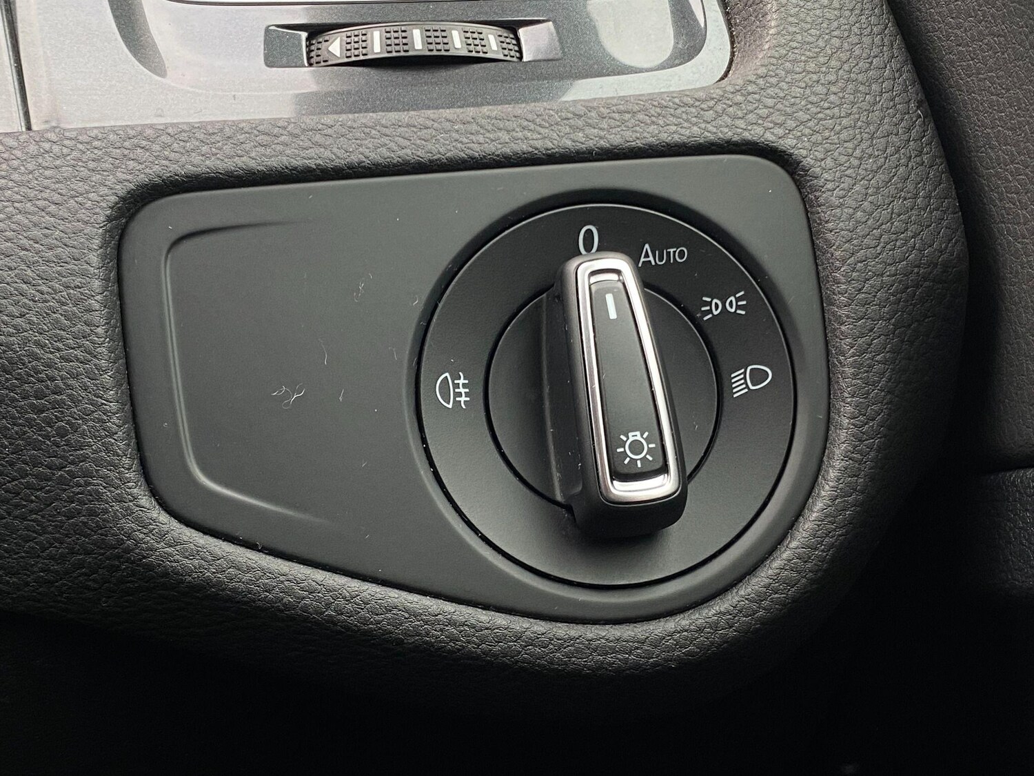 Used Volkswagen Golf 2017 for sale - 77722788: Photo 19