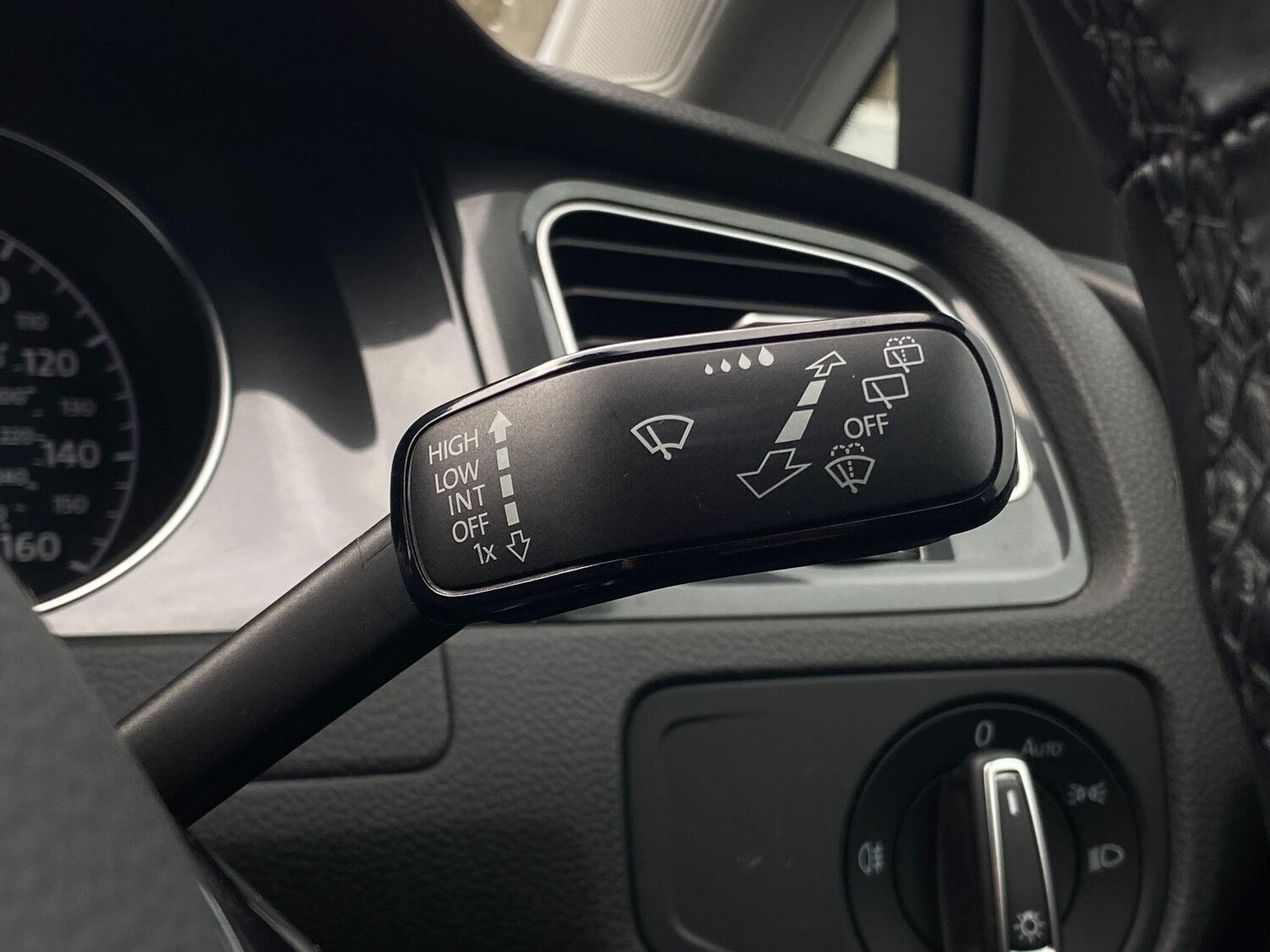 Used Volkswagen Golf 2017 for sale - 77722788: Photo 23