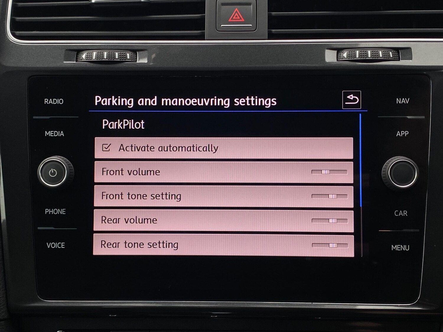 Used Volkswagen Golf 2017 for sale - 77722788: Photo 37