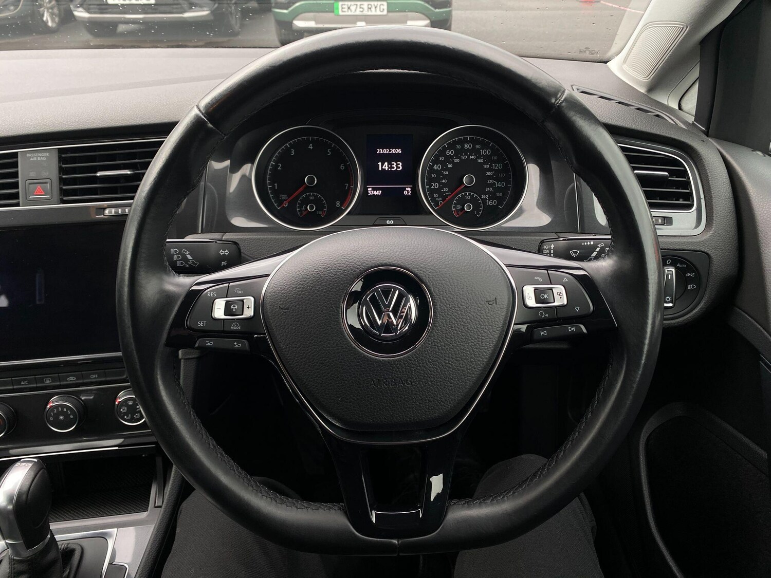 Used Volkswagen Golf 2017 for sale - 77722788: Photo 42