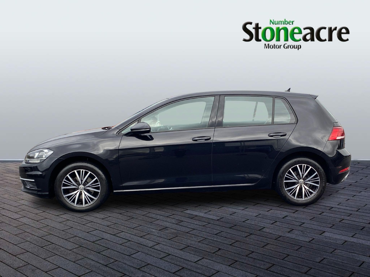 Used Volkswagen Golf 2017 for sale - 77722788: Photo 5