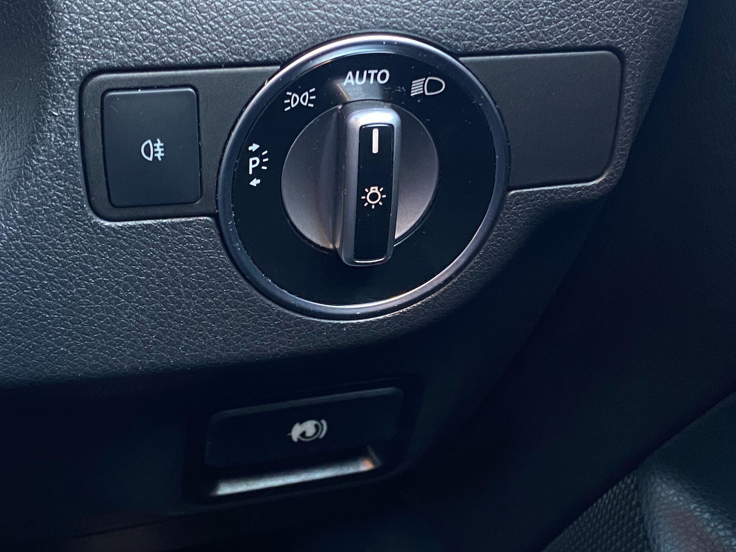 Used Mercedes-Benz GLA 2020 for sale - 77120501: Photo 27