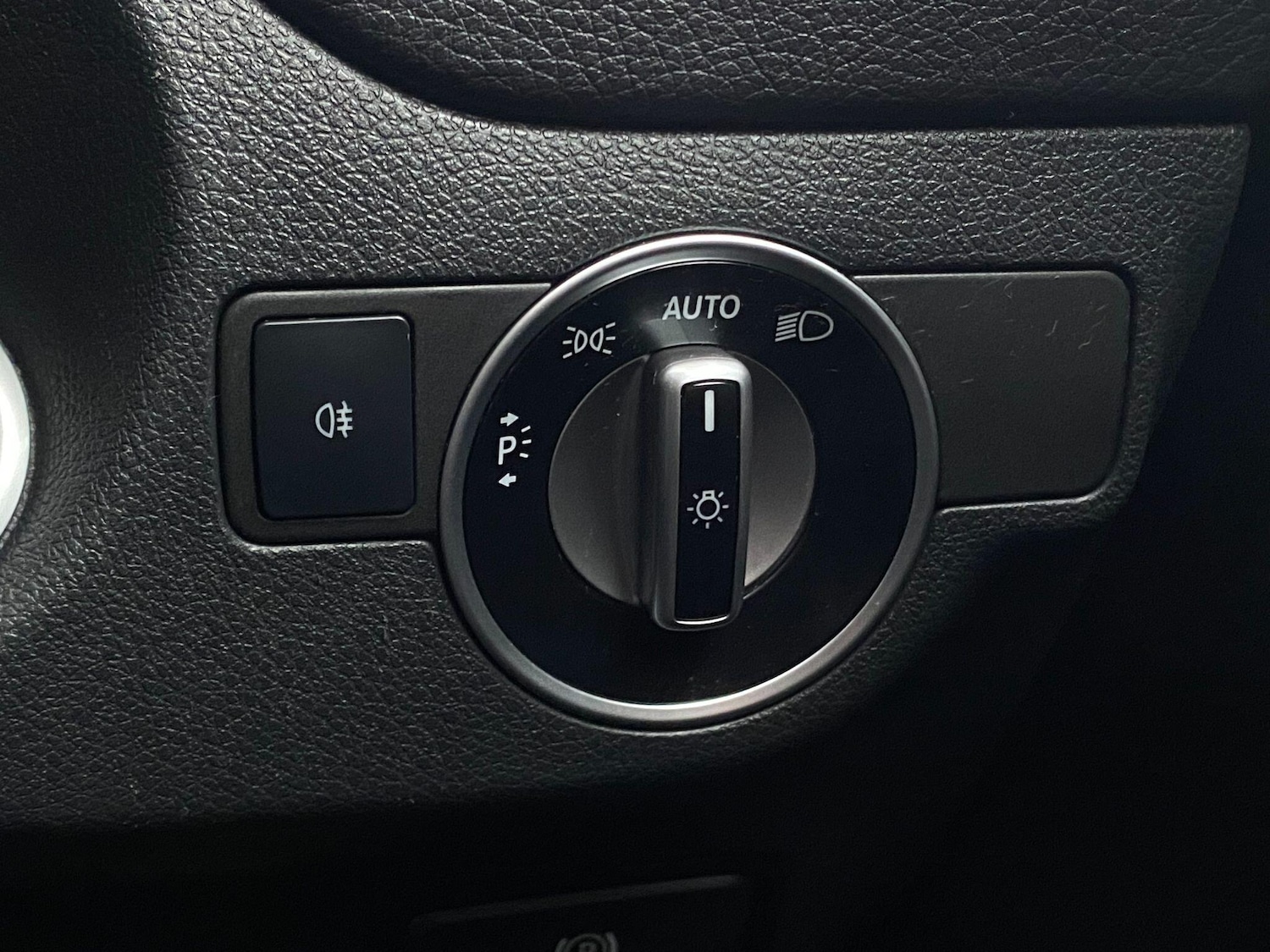 Used Mercedes-Benz CLA 2018 for sale - 77586430: Photo 17