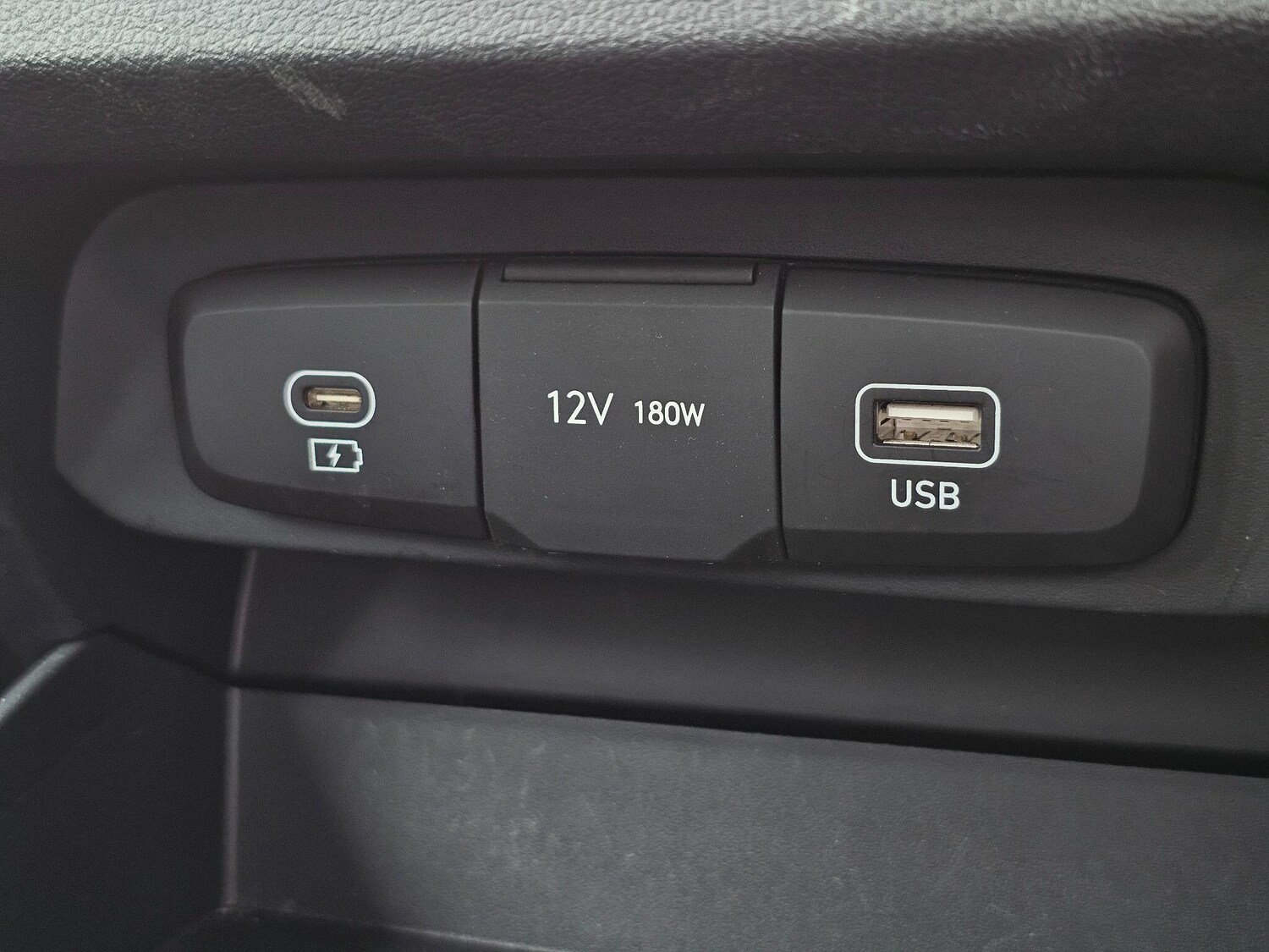 Used Hyundai i10 2024 for sale - 76441349: Photo 16